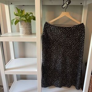 NWOT A New Day Skirt